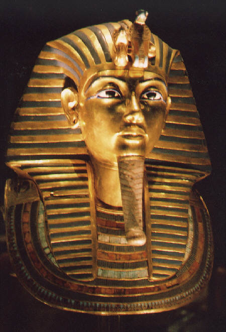Mscara funeraria que representa a Tutankamon